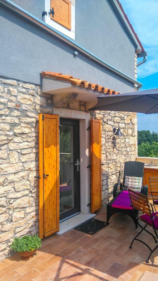 Apartment Li Tar-Vabriga 외부 사진