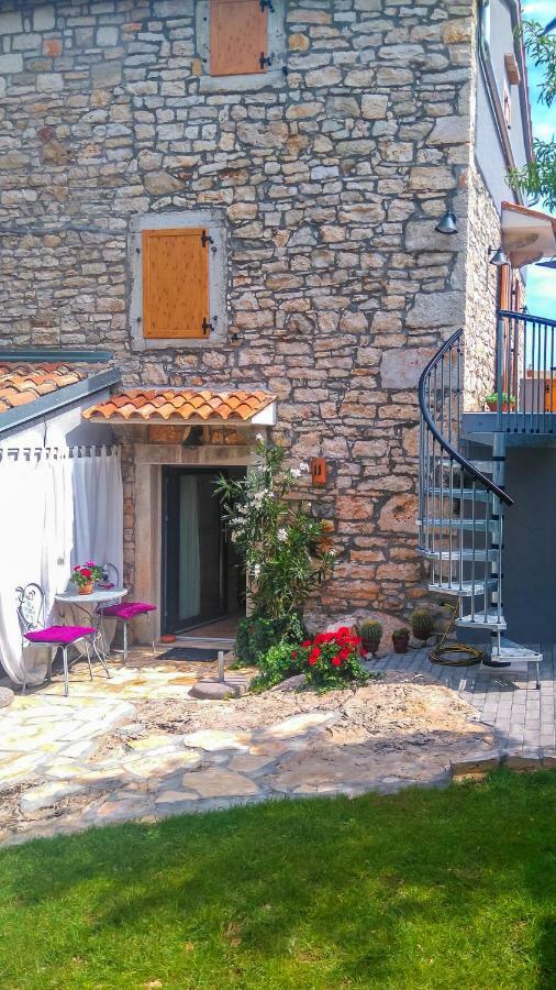 Apartment Li Tar-Vabriga 외부 사진